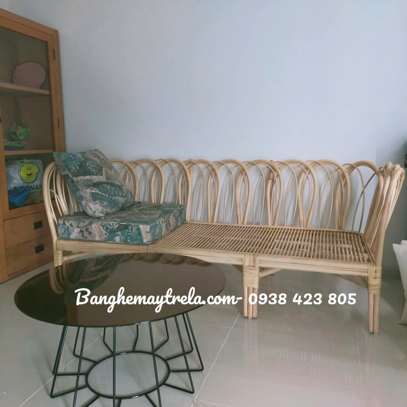 Bàn ghế sofa mây lưng uốn cánh hoa hiện đại 540630
