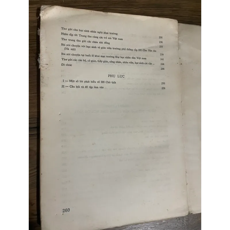 VĂN HỒ CHỦ TỊCH - SÁCH GIẤY TRẮNG - IN TRƯỚC 75- MINH HỌA- KHỔ LỚN 592047