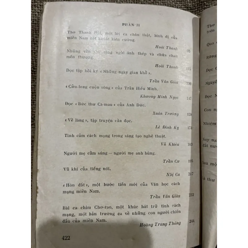 10 năm văn học chống Mỹ - nghiên cứu phê bình của nhiều tác giả  976863