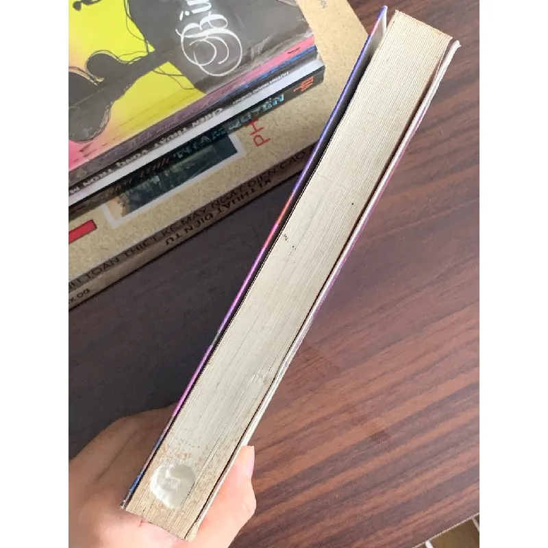 Ngai vàng lửa – Rick Riordan 560387