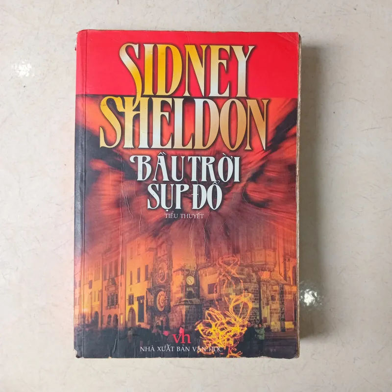 Bầu trời sụp đổ  559651