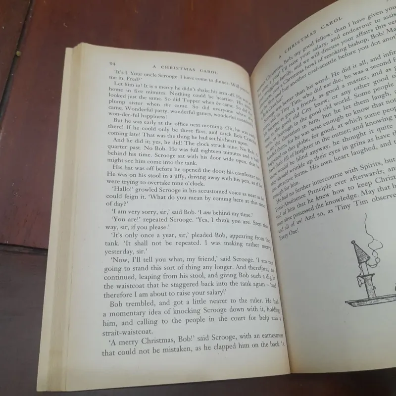 Charles Dickens - A CHRISTMAS CAROL 705468