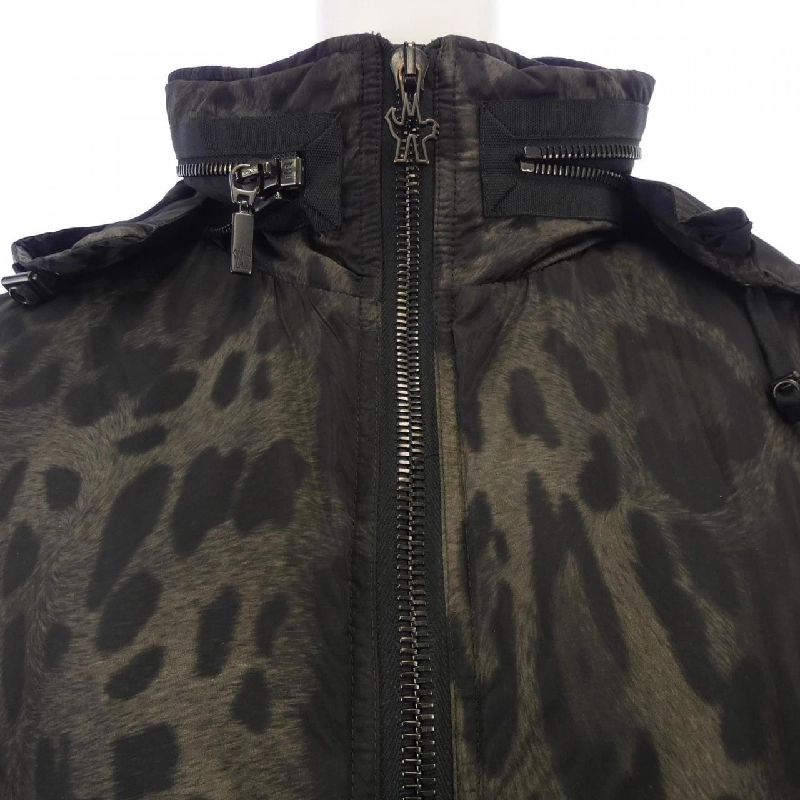 MONCLER GAMMEROUGE 21934733880 Áo khoác lông - Hàng hiệu Authentic 816387