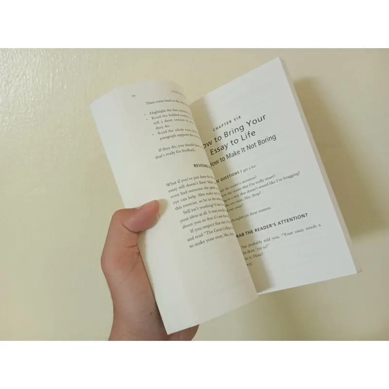 Colleague essay essentials, english book, sách tiếng Anh  996586