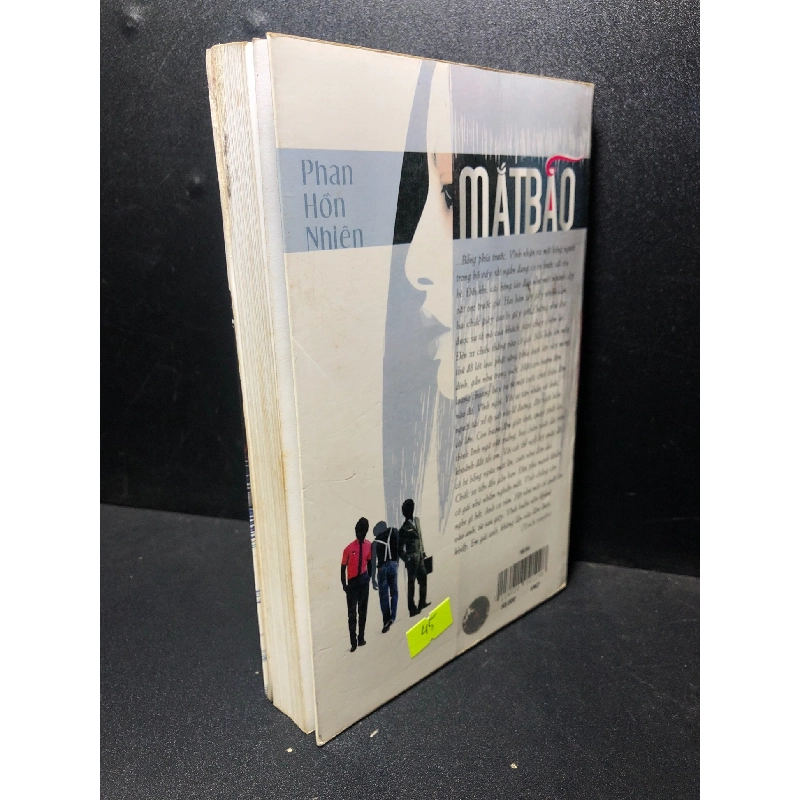 Mắt bão 2008 Phan Hồn Nhiên mới 75% ố , bẩn ( văn học , truyện dài ) HCM2812 912594