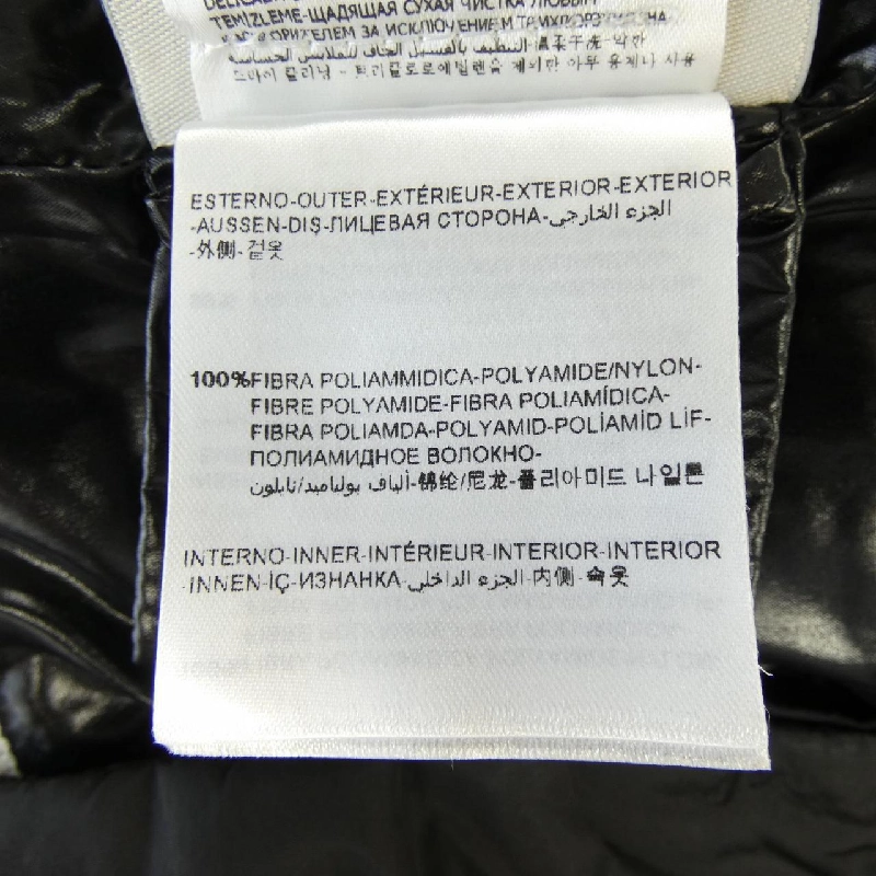 Áo khoác lông vũ MONCLER BAIE 633771