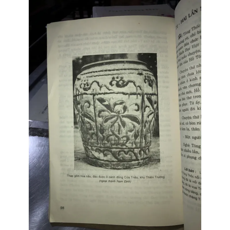 Việt sử giai thoại tập 3: 71 giai thoại thời Trần - Nguyễn Khắc Thuần 761952