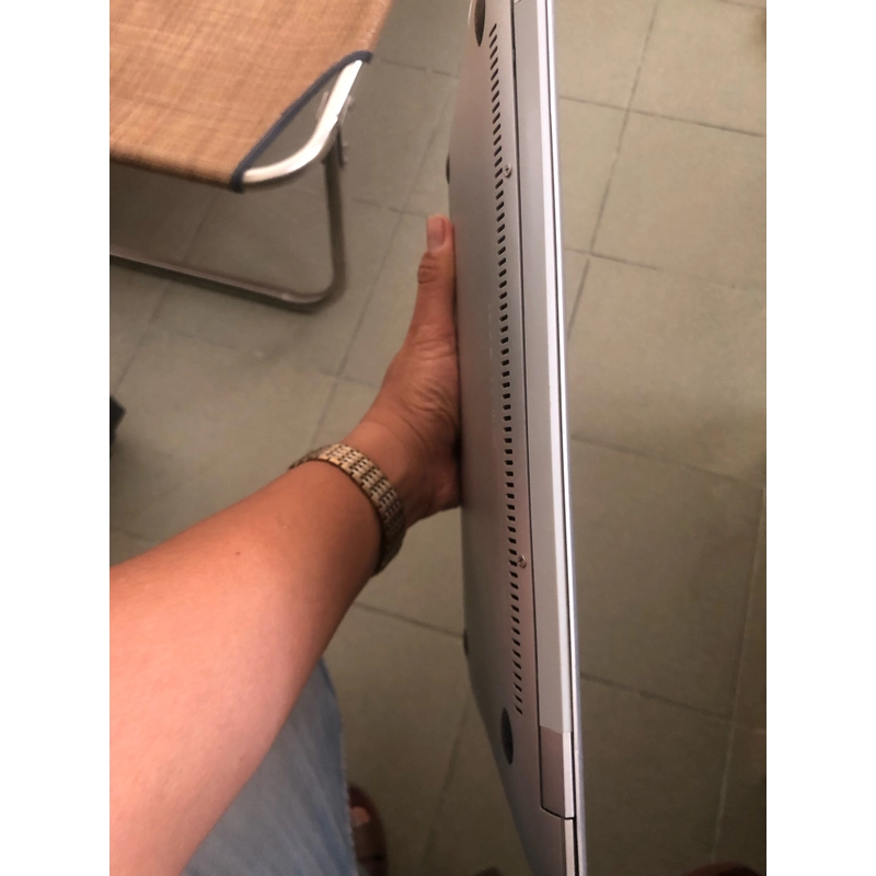 Macbook air dư không sài  251168