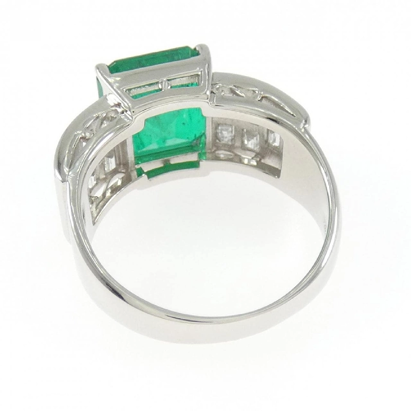 Nhẫn Emerald PM900 3.90CT 666154