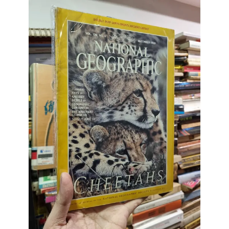 NATIONAL GEOGRAPHIC Magazine (From 1990) 320330