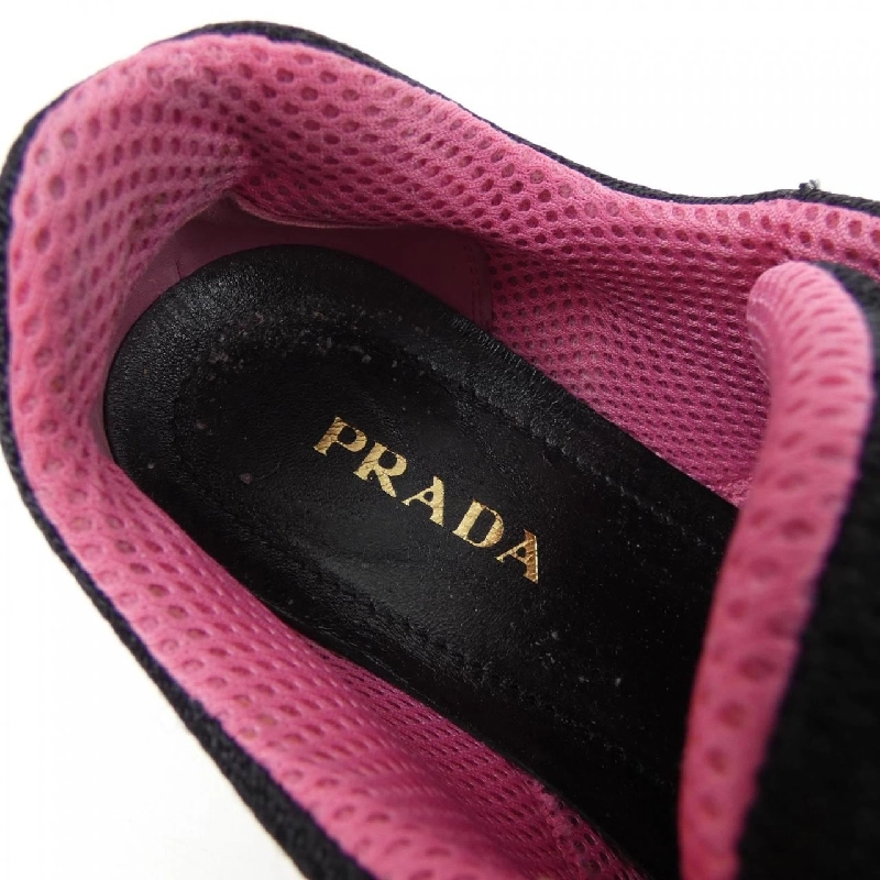 Giày thể thao PRADA 656895