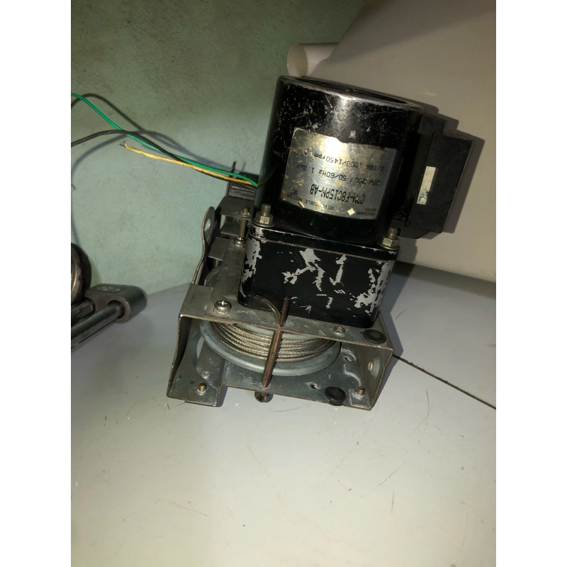 Motor giảm tốc Yokogawa 200V Nhật. Chế tời kéo 445372