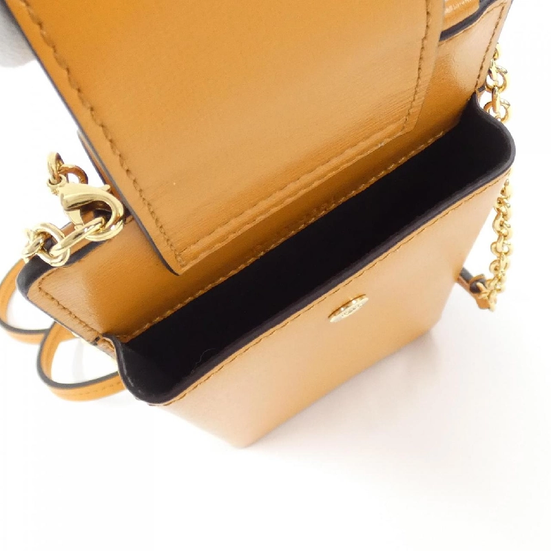 Salvatore Ferragamo 22 0381 Ốp điện thoại 628102