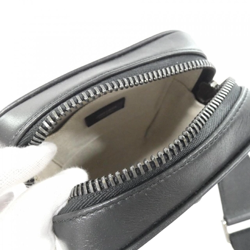 【Sản phẩm mới】Túi đeo vai KIMICAMERAUOAJ của Jimmy Choo 613144