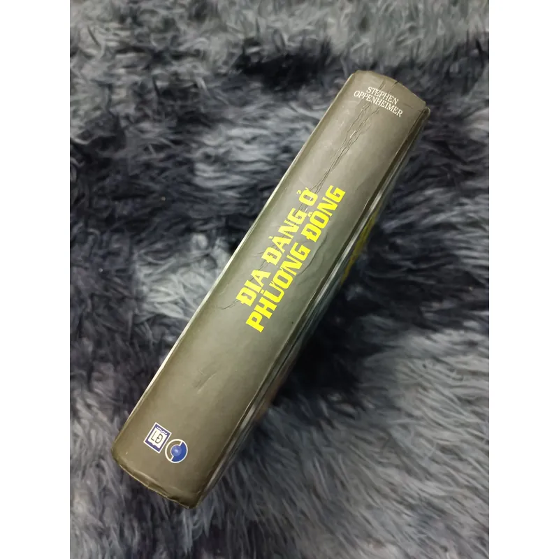 Địa đàng ở Phương Đông (Oppenheimer) 700603