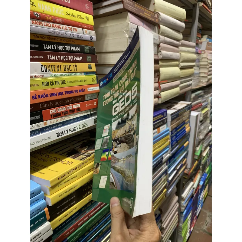 Tính toán công trình tương tác với nền đất bằng phần mềm geo5.  716511