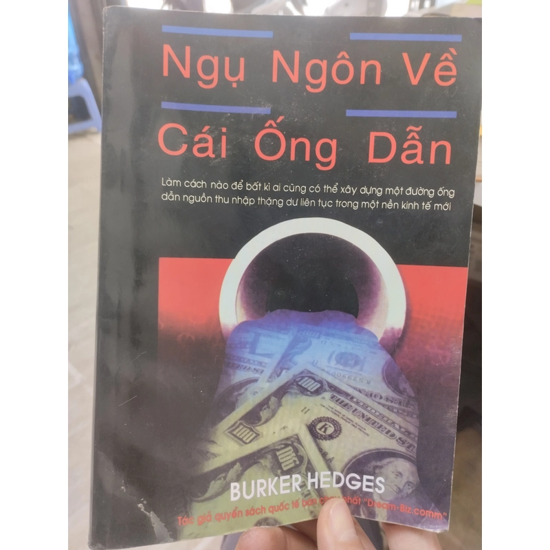 Ngụ ngôn về cái ống dẫn. 56 379554