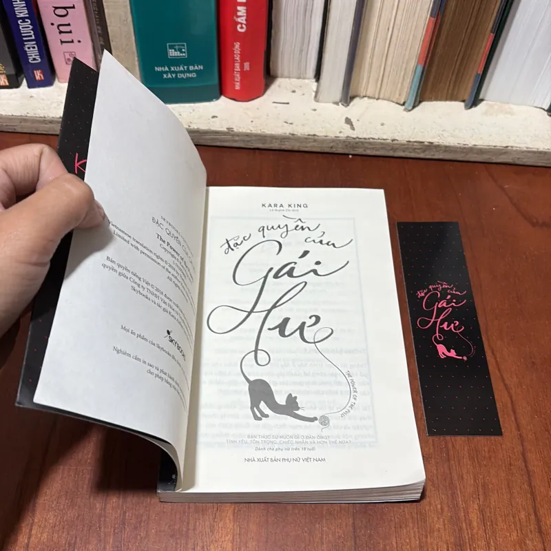 II Tủ Sách Quý Cô: Đặc Quyền Của Gái Hư - KARA KING - 2021 756765