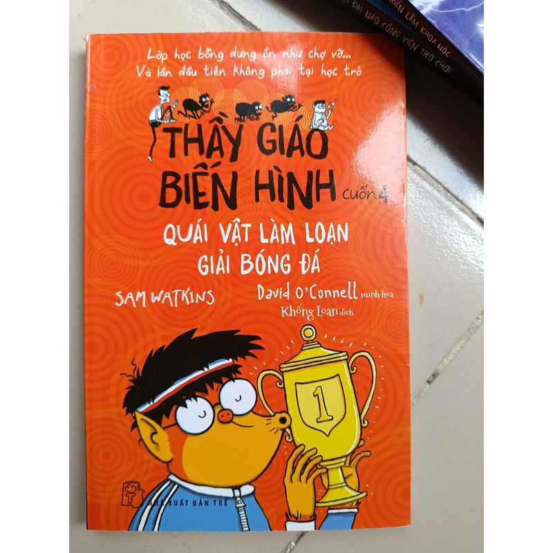 Thầy giáo biến hình  522609