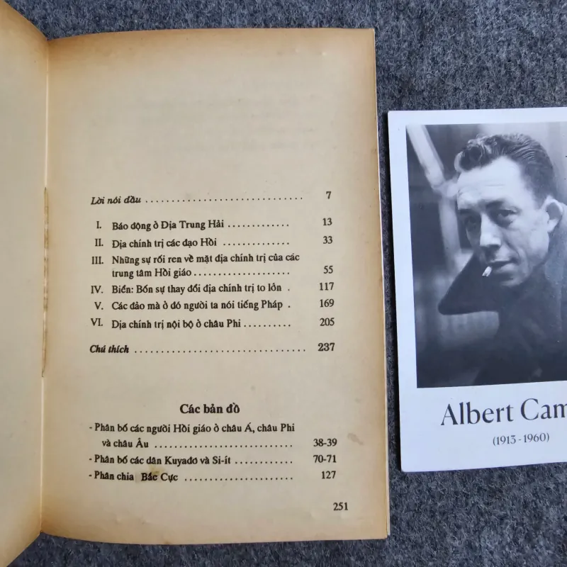 Những vấn đề địa chính trị, hồi giáo, biển, châu phi 1001263