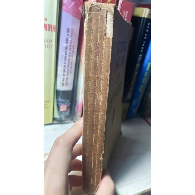 SÁCH ĐƯỜNG BÁC HỒ ĐI CỨU NƯỚC 705947