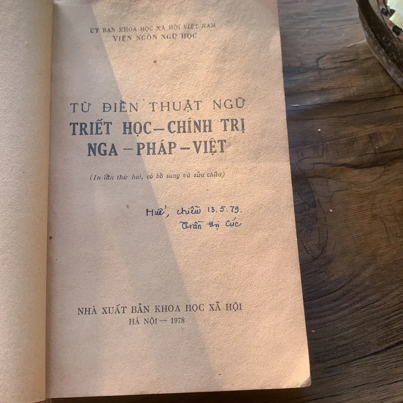 TỪ ĐIÊN THUẬT NGỮ TRIẾT HỌC -CHÍNH TRỊ NGA - PHÁP - VIỆT, ÚY BAN KHOA HỌC XÃ HỘI VIỆT NAM  707058