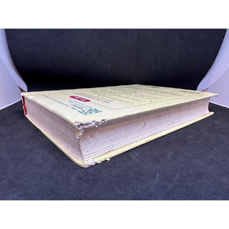 Văn Học Việt Nam 1900-1945 (Bìa Cứng), Phan Cự Đệ, Mới 70% (Ố Vàng, Có vết nước, có ghi chữ trang đầu, Chóc bìa), 2007 SBM2802 Oreka-Blogmeo 73451