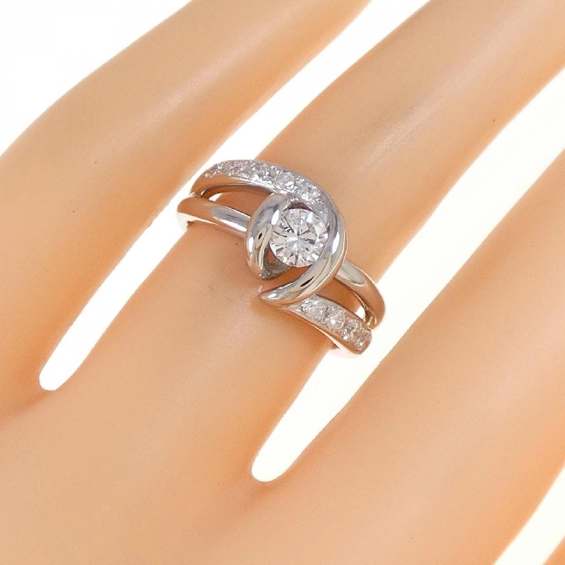 Nhẫn kim cương PT900 0.304CT 670206