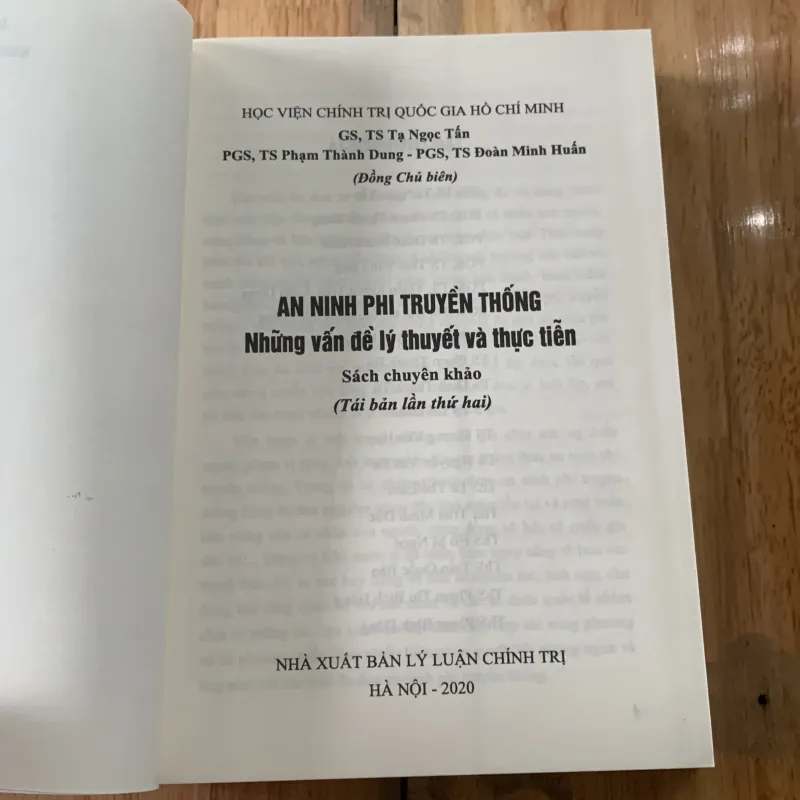 An ninh phi truyền thống những vấn đề lý thuyết và thực tiễn 1022758