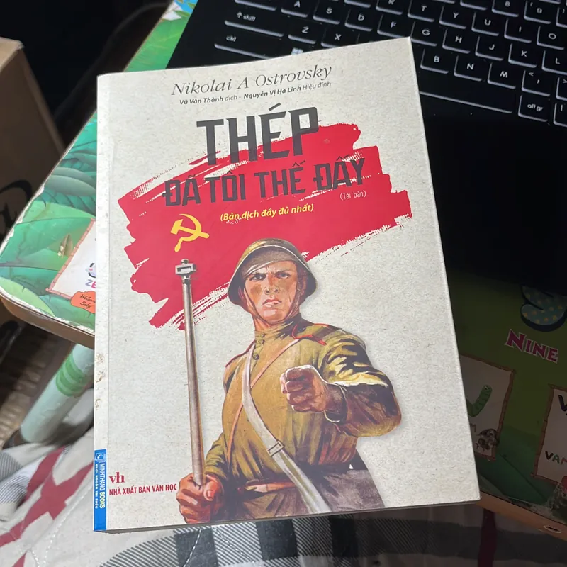 Sách Thép đã tôi thế đấy (Nikolai A Ostrovsky) 577898