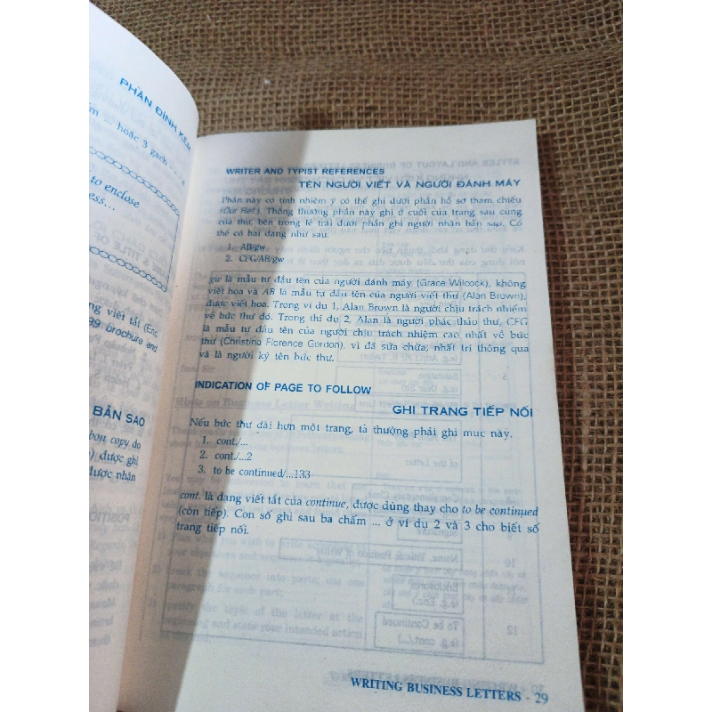 WRITING BUSINESS LETTERS 1999 mới 80% (Sách tự học tiếng Anh) HLSC2404 1028496