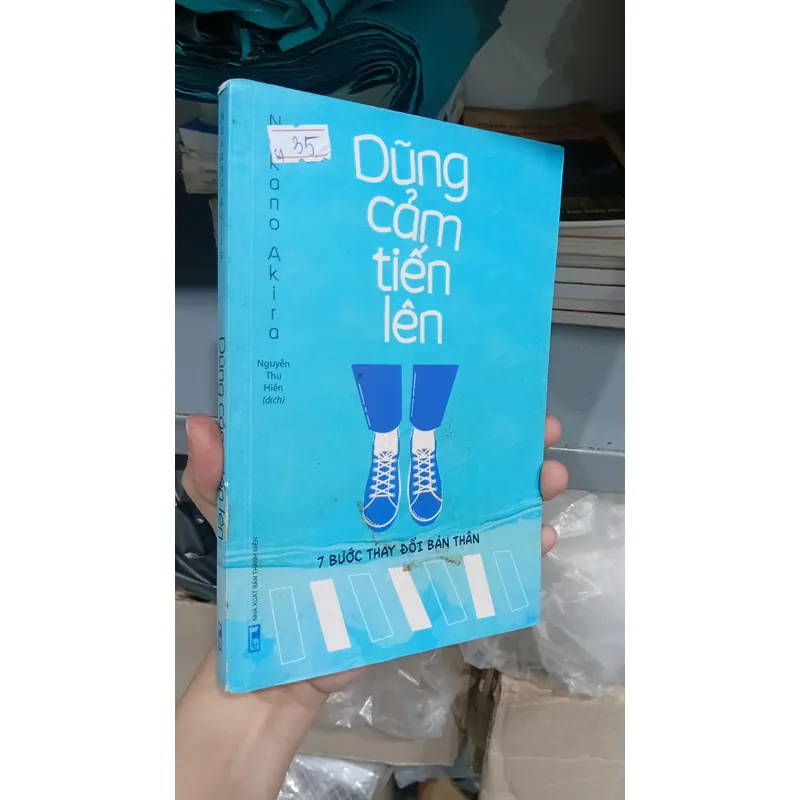 Sách Dũng cảm tiến lên - 7 ngày thay đổi bản thân 675371