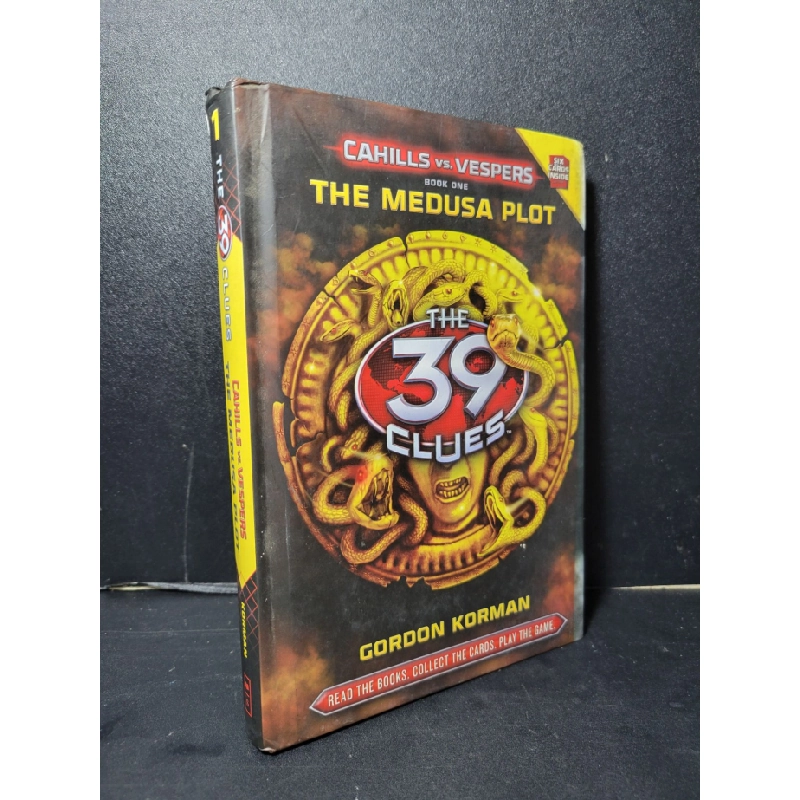 [Phiên Chợ Sách Cũ] The 39 clues Cahills vs. Vespers The medusa plot (bìa cứng) - Gordon Korman 0506 466885