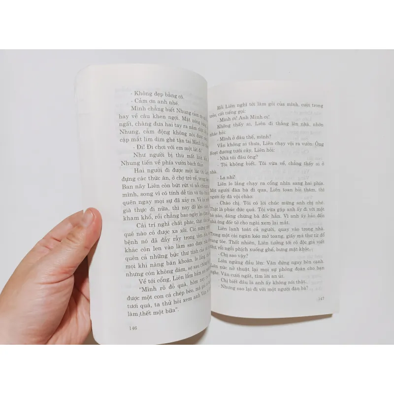 Gánh Hàng Hoa - Nhất Linh & Khái Hưng

 788335