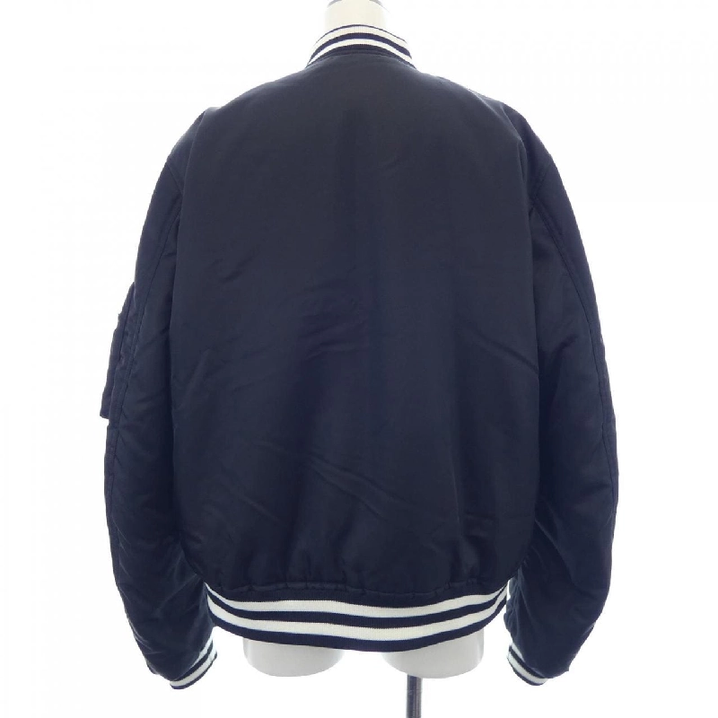 Áo khoác GUCCI - Hàng hiệu Authentic 898330