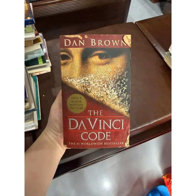 The Da Vinci Code – Dan Brown | Tiểu Thuyết Trinh Thám Kinh Điển (Bản Tiếng Anh)- K4 1029404