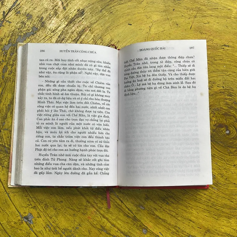 HUYỀN TRÂN CÔNG CHÚA- HOÀNG QUỐC HẢI 674337