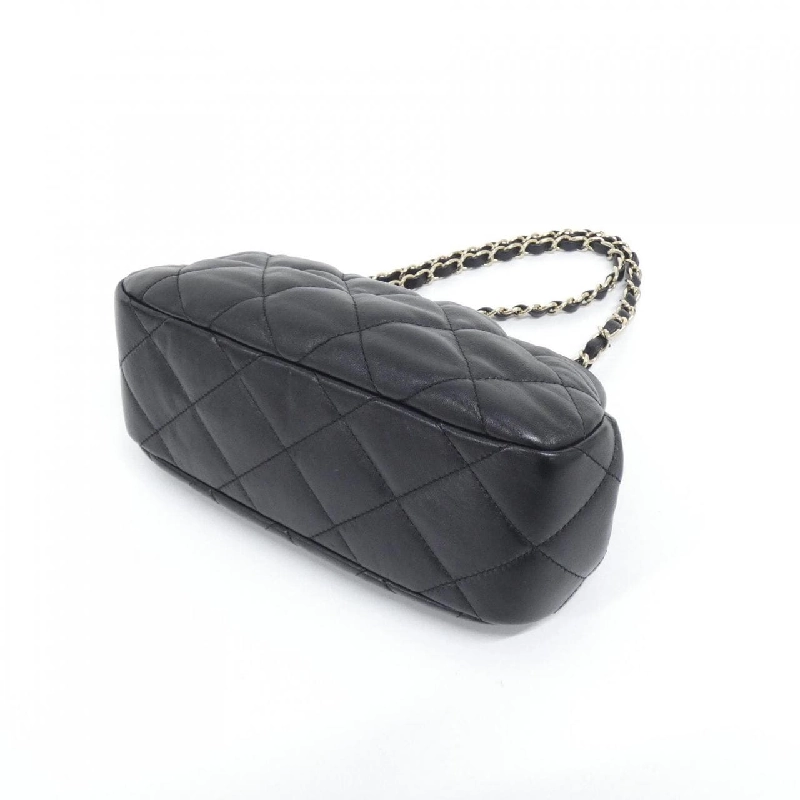 Túi xách chéo Chanel AS4717 610940