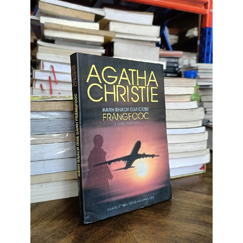 Hành khách quá cảnh Frawngfooc - Agatha Christie (Phan Vũ Đăng dịch) 470623