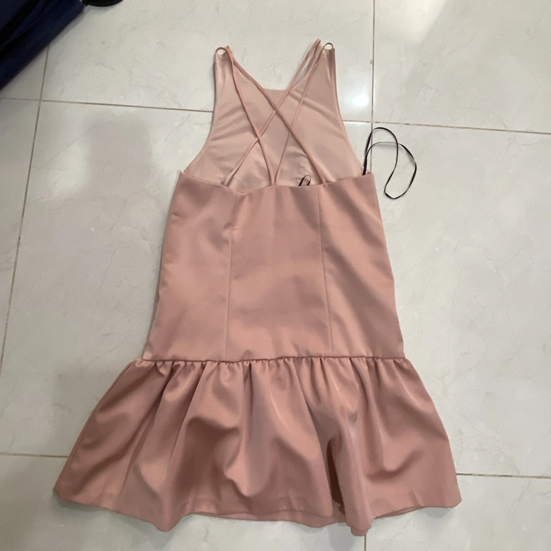 Đầm hở chéo lưng hãng H&M 275537