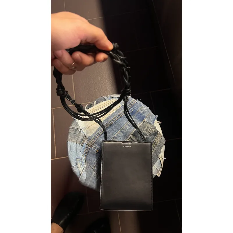 For Sale: Jil Sander Tangle Small Bag – Black  1031830
