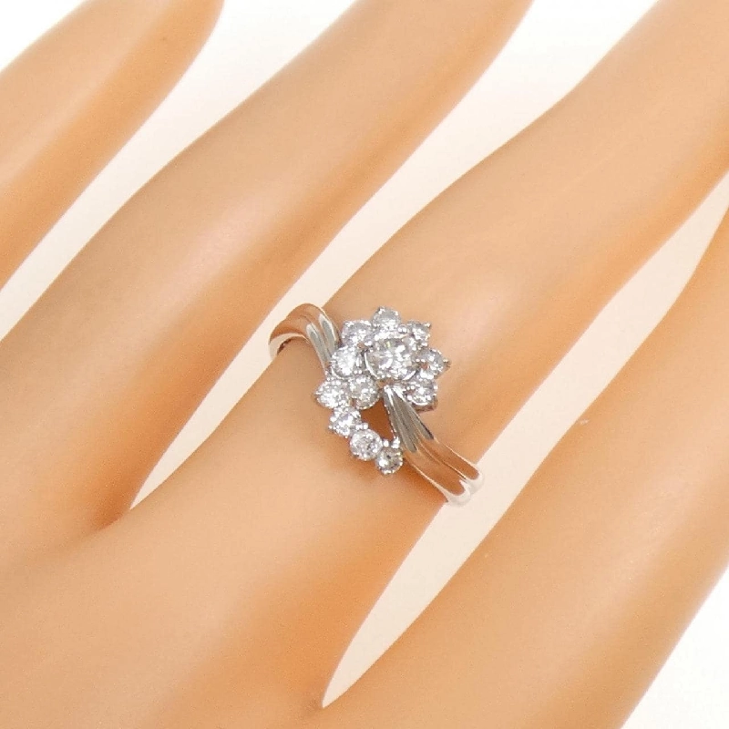 Nhẫn kim cương hoa PT900 0.50CT - Hàng hiệu Authentic 853101