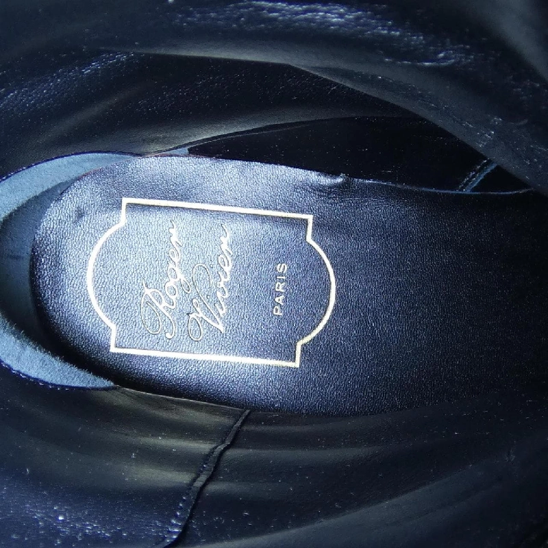 Giày bốt ROGER VIVIER Viv Ranger Strap Buckle - Hàng hiệu Chính hãng 827704