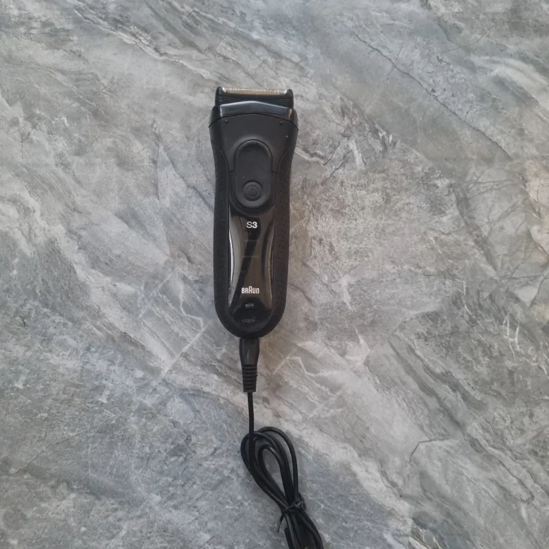 Máy cạo râu Braun S3 791141