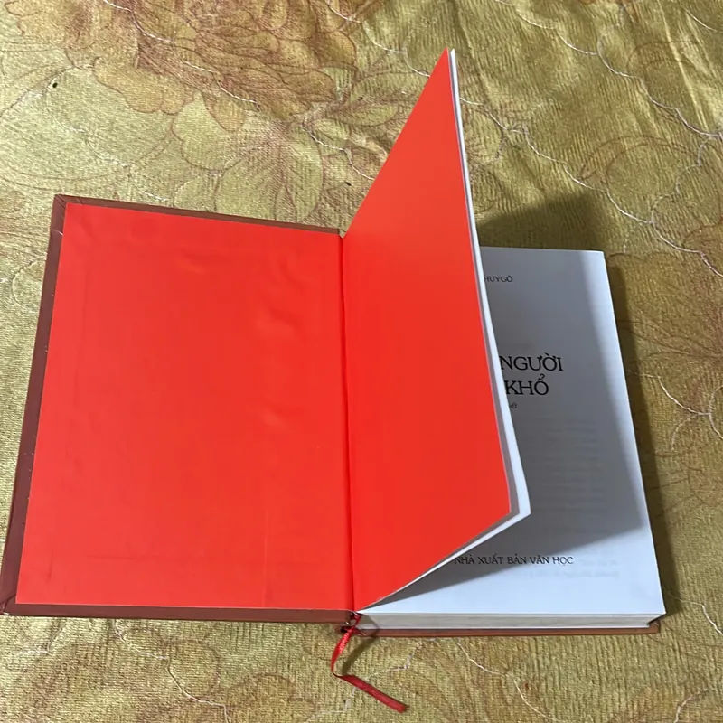 COMBO VICTOR HUGO- NHỮNG NGƯỜI KHỐN KHỔ- THẰNG GÙ NHÀ THỜ ĐỨC BÀ(b) 720642