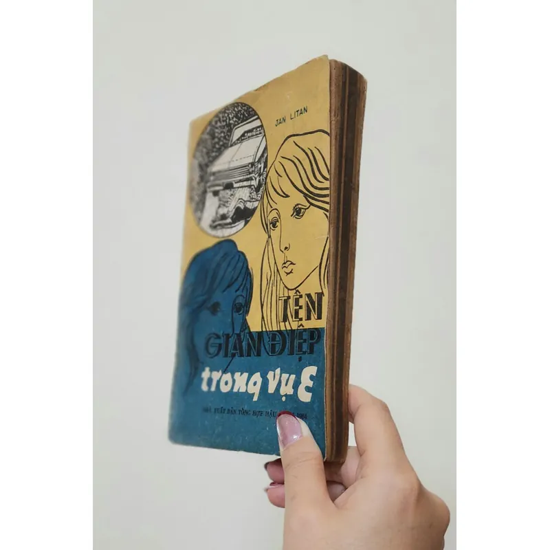 TÊN GIÁN ĐIỆP TRONG VỤ E 702954