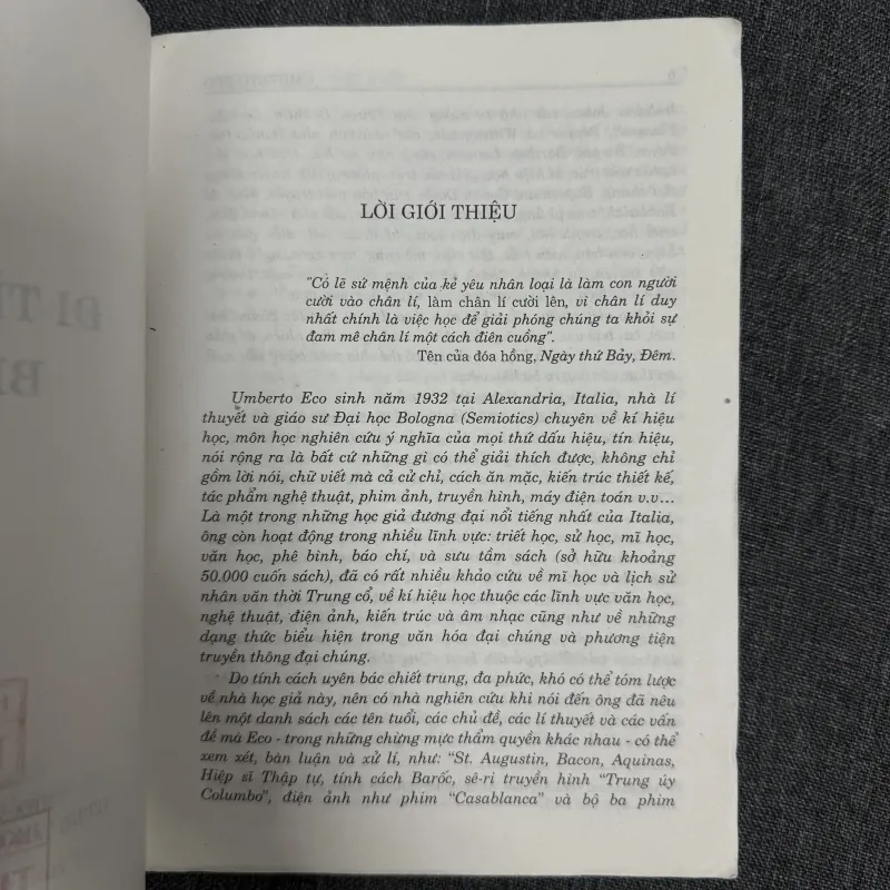 Đi tìm sự thật biết cười - Umberto Eco 784126