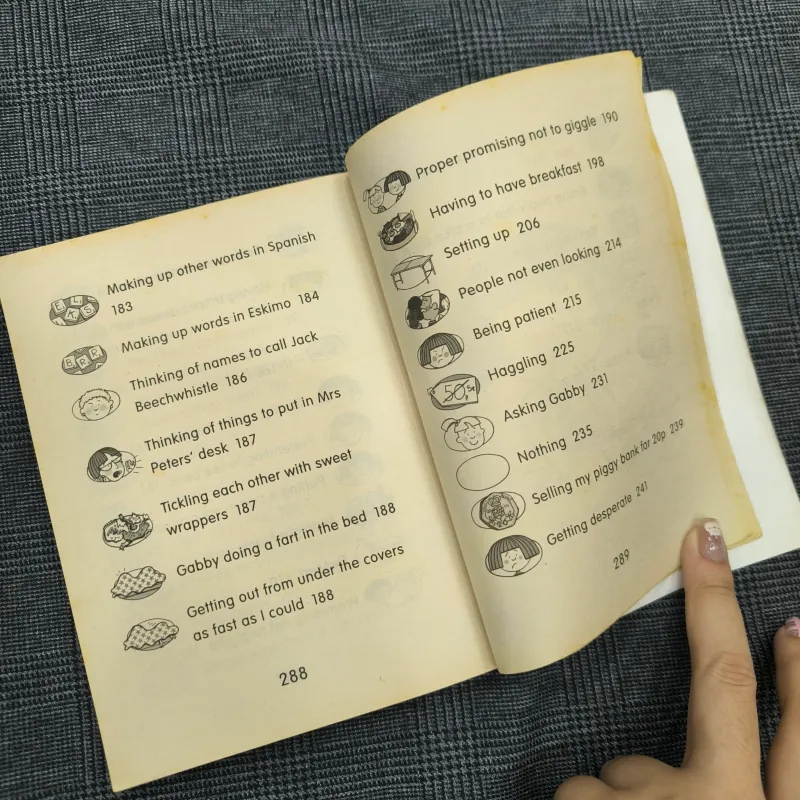 Daisy and the Trouble With Piggy Banks - Kes Gray 791378