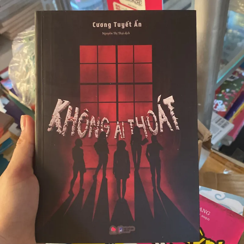 Không ai thoát  714332