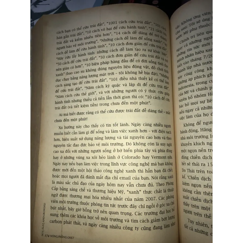 Nóng, Phẳng, Chật  796071